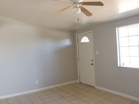 3rd image of 1052 S Chaparral Cir #7
