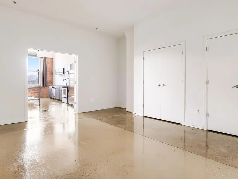 444 N 4th St #610 — Photo 6