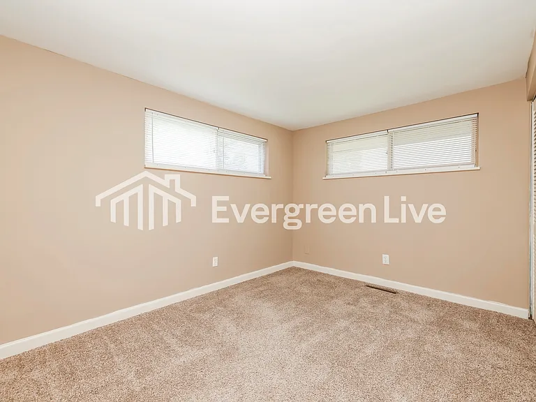 7858 Harshmanville Rd — Photo 12