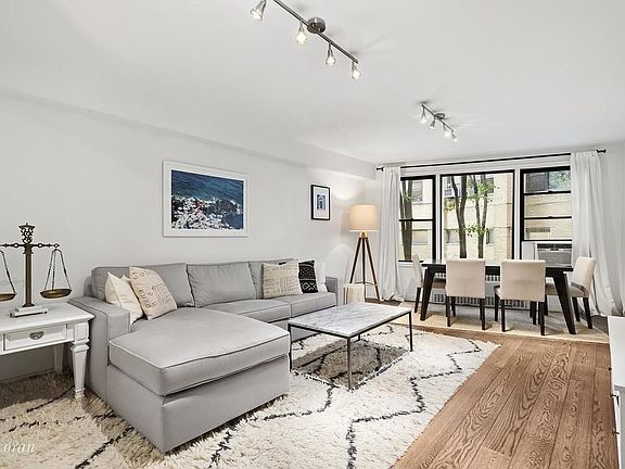 2nd image of 205 E 10th St APT 6-D