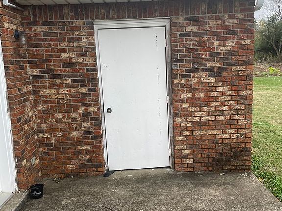 4th image of 3209 Barnwood Ave