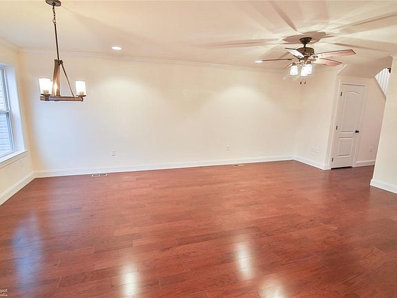 5th image of LOT 138 Nineteen Walker Dr