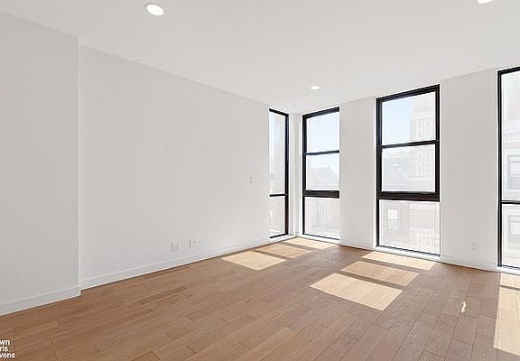 3rd image of 57 E 130th St #6
