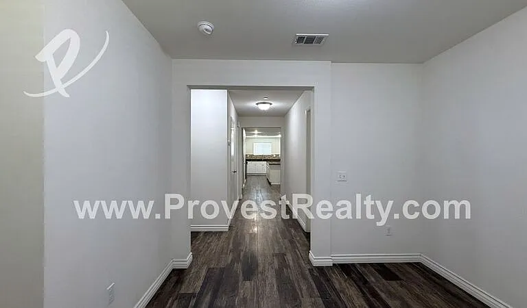 15946 Silvertip Way — Photo 26