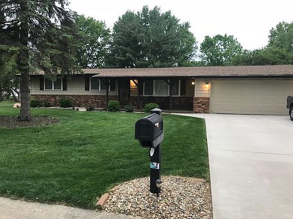 2nd image of 709 Trenton Dr