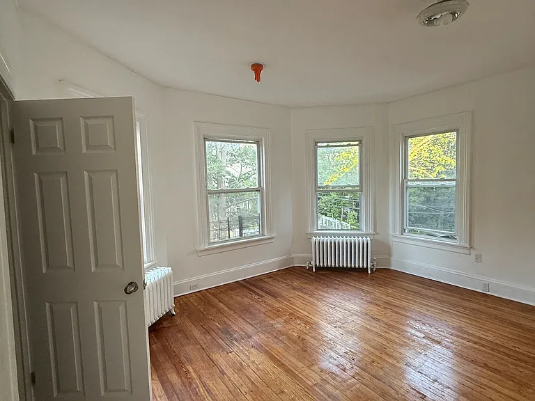 214 E Prospect Ave #3 — Photo 4