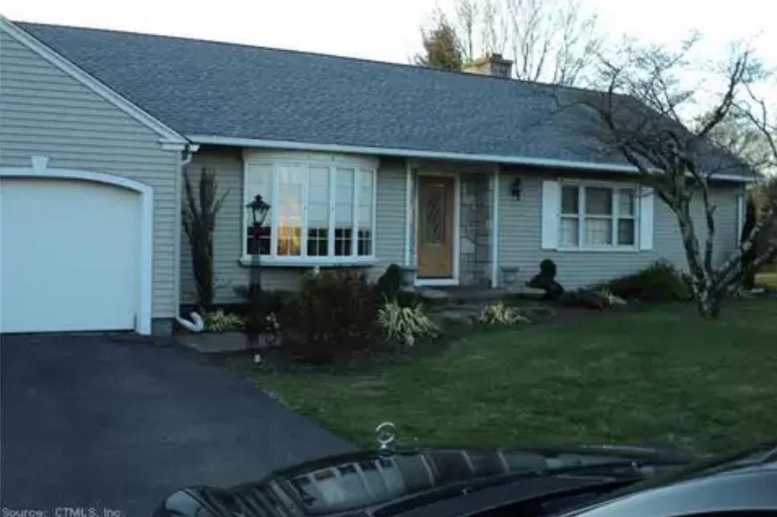 1085 Dunbar Hill Rd, Hamden, CT 06514 Zillow