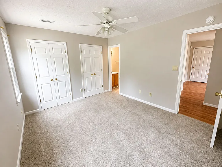 633 Winthrop Ct — Photo 8