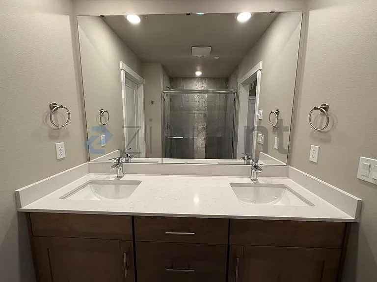 13707 Manor Way #F6 — Photo 2