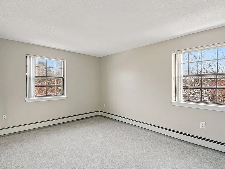 33-web-or-mls-135 Elm St 84-S0412-014