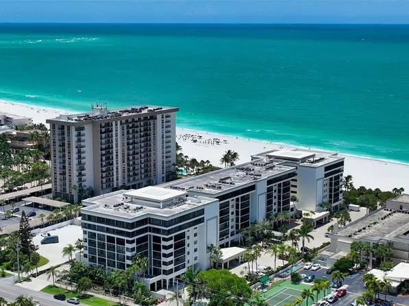 1102 Benjamin Franklin Dr APT 411, Sarasota, FL 34236