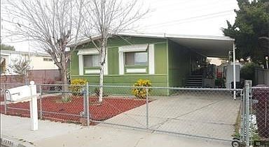 1st image of 24770 Shoreham Ave