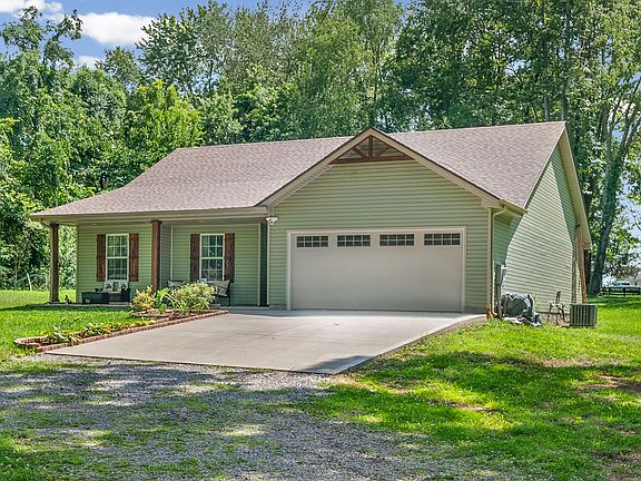 3rd image of 1691 Hugh Hunter Rd