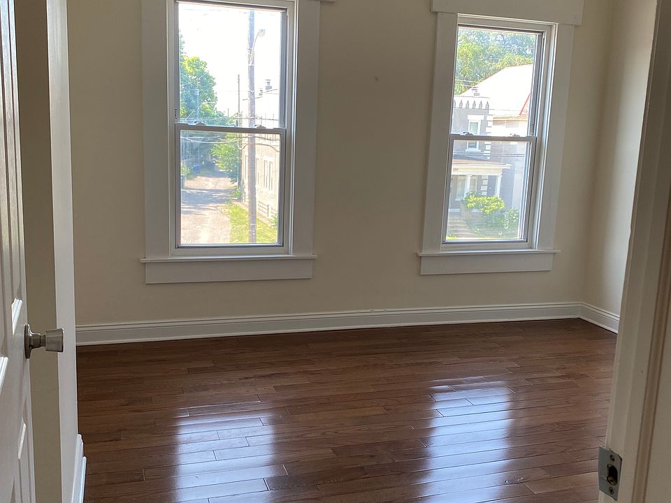 1st image of 1300 E Long St #1298