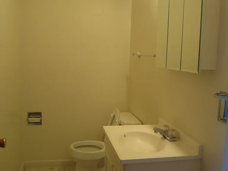 Emerton Place Townhomes — Photo 30