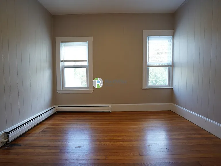 4 Ashford St #A — Photo 12