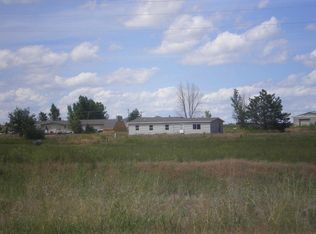 7819 Road 37, Lingle, WY 82223