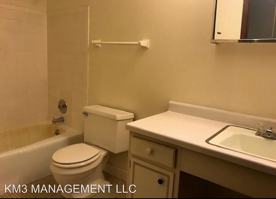 2nd image of 4630 S 23rd St APT 10