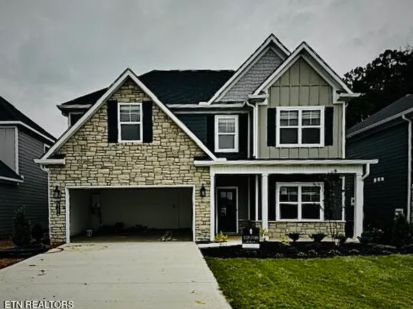 1902 Melton Meadows Dr, Maryville, TN 37803
