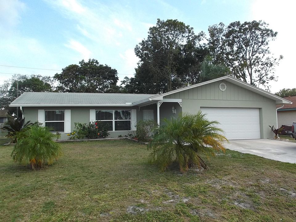1st image of 1680 SE Minorca Ave
