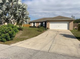 3202 36th St SW, Lehigh Acres, FL 33976