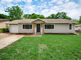 705 Cannon Dr, Euless, TX 76040