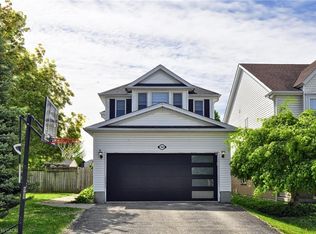 32 Kroeger Cres, Cambridge, ON N3C 4J7
