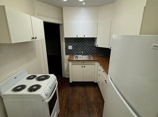 306 N Fairview Ave #306.5, Lansing, MI 48912