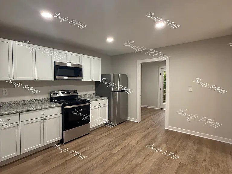 1036 Oakland Ave #1 — Photo 5