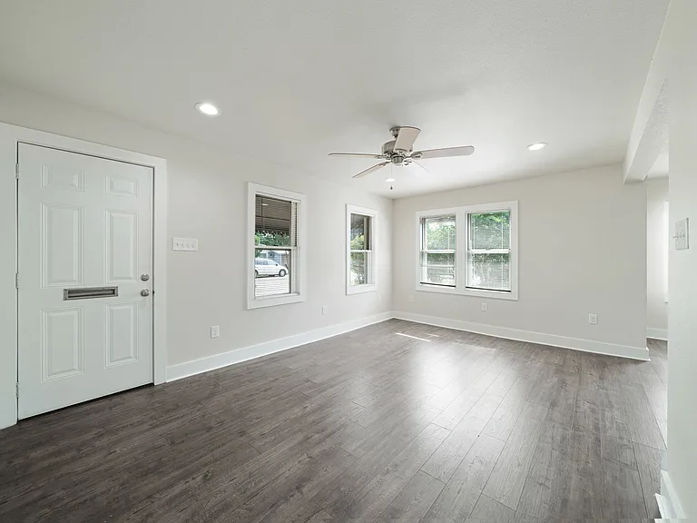 1627 W Mariposa Dr — Photo 7