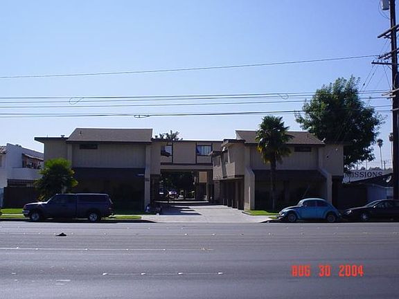 5th image of 119 S Magnolia Ave #3