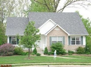 1095 Huntington Dr, Troy, MO 63379