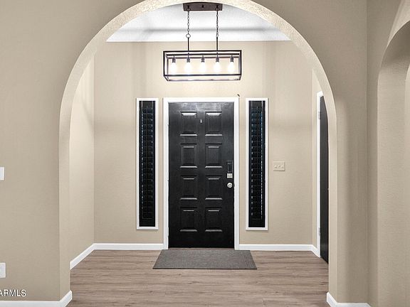 3rd image of 4128 E TOPEKA Drive