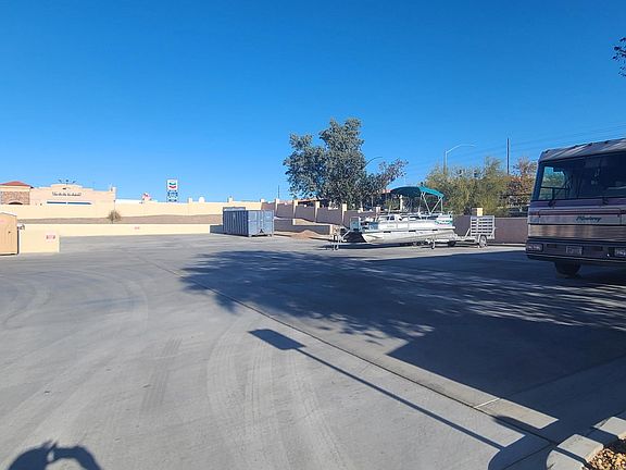 5th image of 1650 Smoketree Ave S #10-149