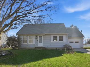 889 Hitzfield St, Huntington, IN 46750