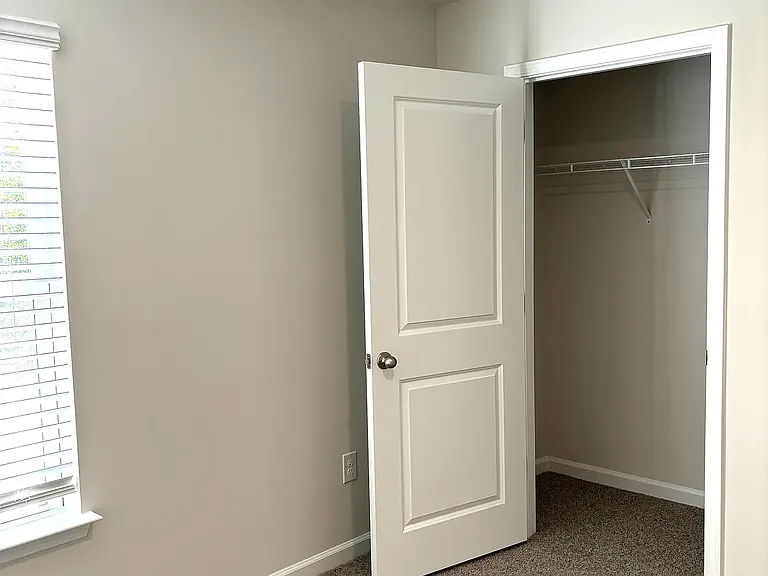100 Kelsey Ct — Photo 53