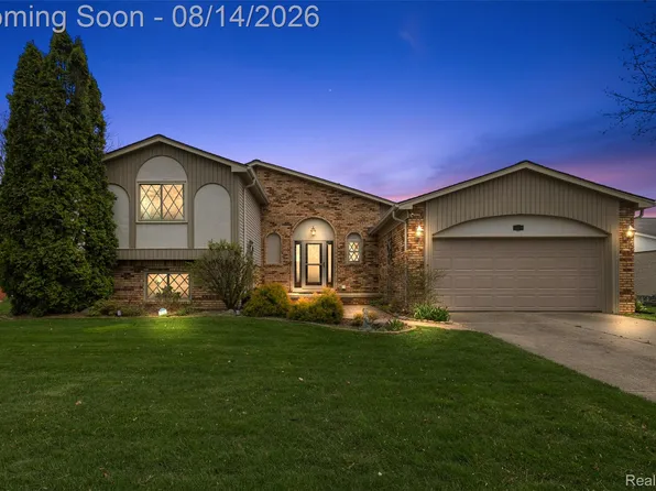 5114 Fedora Dr, Troy, MI 48085