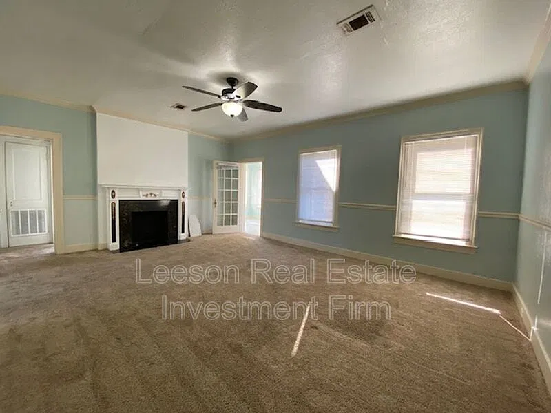 2 bed, 1.0 bath, 1200 sqft, $950 — Photo 2