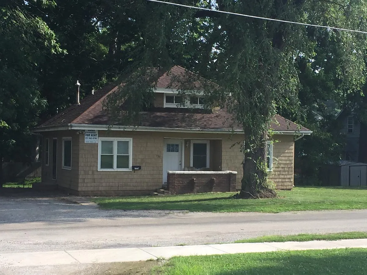 735 Buchanan Ave photo 1