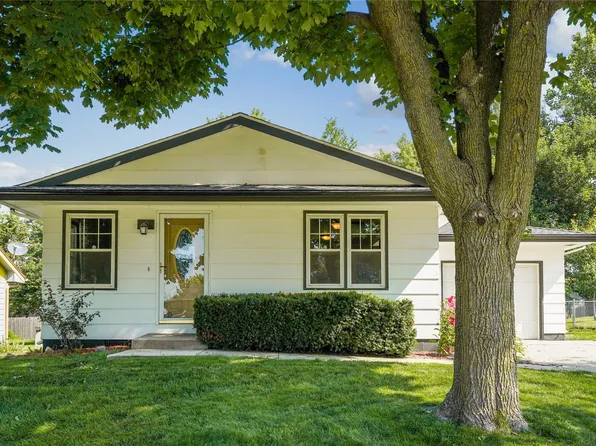 507 4th St NW, Altoona, IA 50009