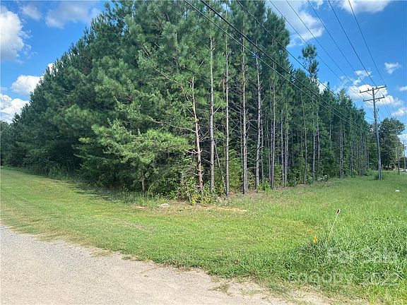 3rd image of 6040 Wilgrove Mint Hill Rd
