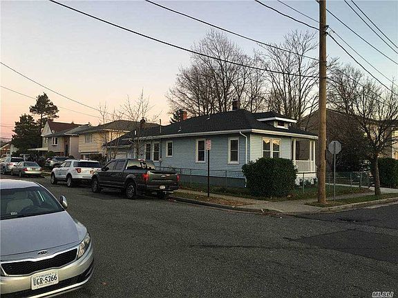 3rd image of 10 Blemton Pl