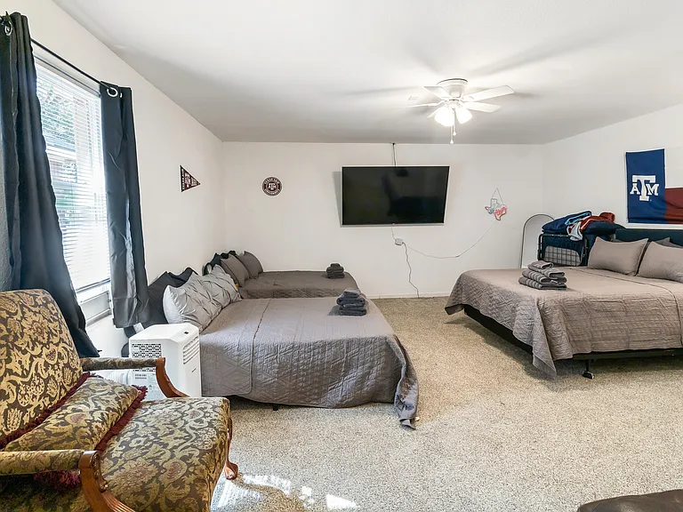 3711 Meadow View Dr — Photo 22