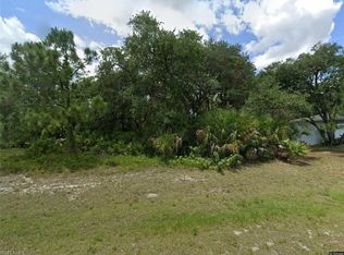 6020 N Moss Cir, Labelle, FL 33935