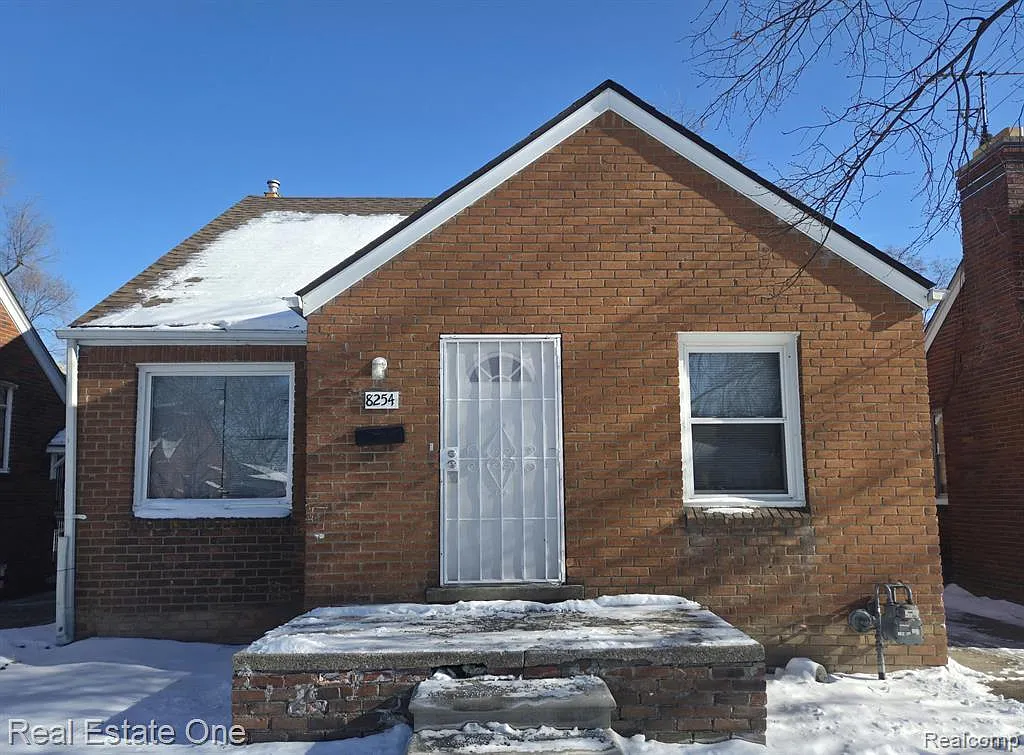 3 bed, 1006 sqft, $1,450 — Photo 2