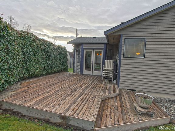 4th image of 6620 77th Pl NE