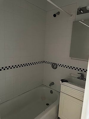 5th image of 436 E 77th St APT 2A