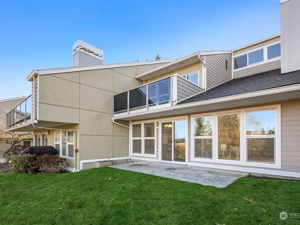 15664 NE 70th Court, Redmond, WA 98052