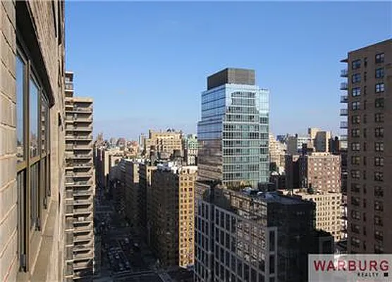 Sold by Warburg | media 1