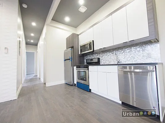 Rented by Brooklyn High Rise LLC | media 38